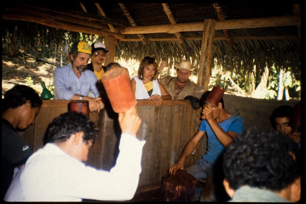 Dr. Domingos Bernardo, president of CONFEN's Ayahuasca WG, visiting the
Feitio no Céu do Mapiá, 1986