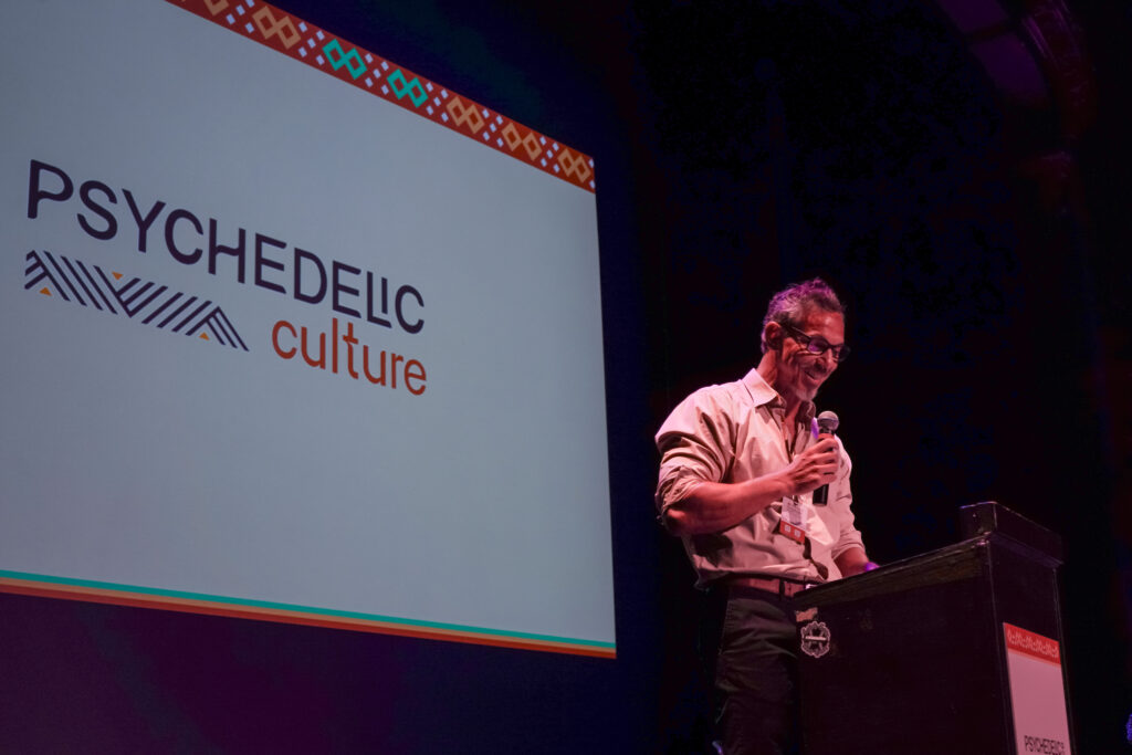 Luiz Gustavo Betti delivering opening remarks at Psychedelic Culture 2026